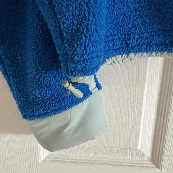 Free People Fleece size. - Picture 5 of 5